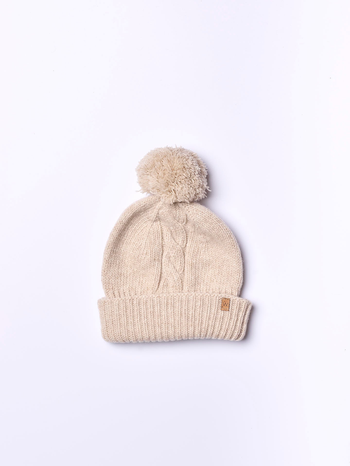 Cappello con treccia e ponpon - Cappelli - WEDOBLE