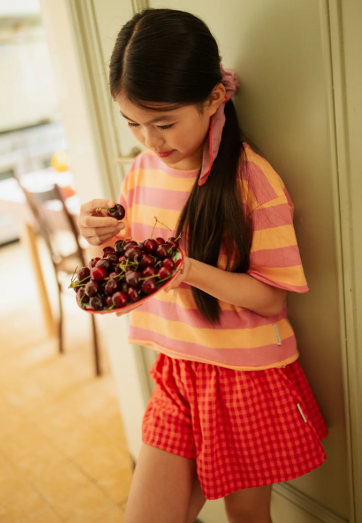 Ruffle Short Check Red - shorts - Petit Blush